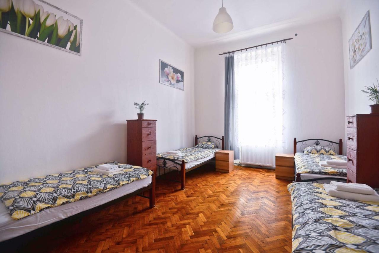 Spacious Cozy Apartments In Centre Prague Exterior photo