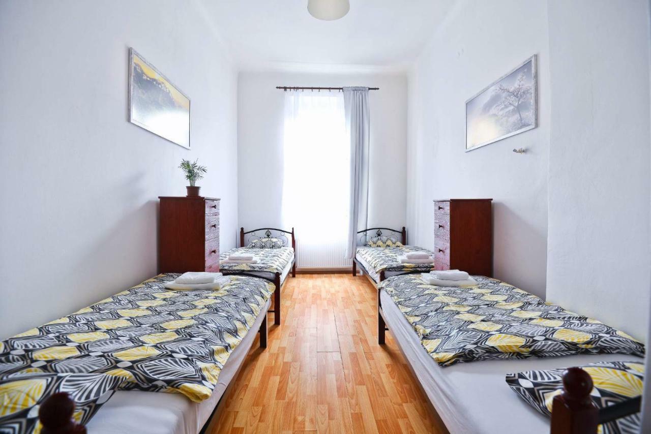 Spacious Cozy Apartments In Centre Prague Exterior photo